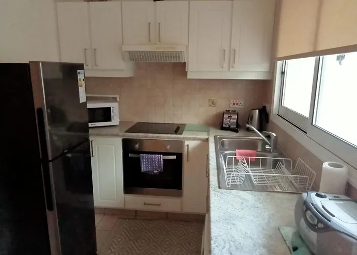 No3,23 Neilmmantos St Nyaraló *