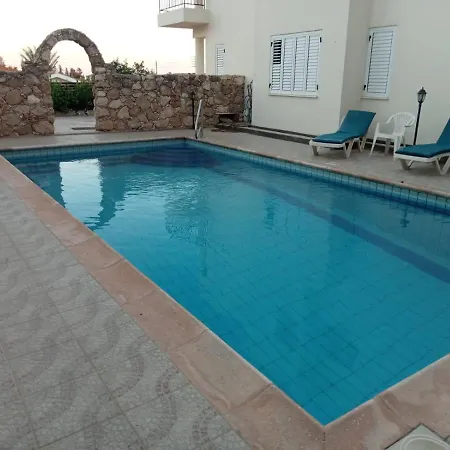 No3,23 Neilmmantos St * Peyia